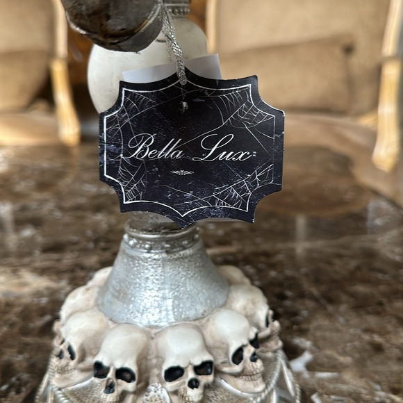 Bella Lux Halloween Skull Chandelier Opera. - Picture 5 of 5